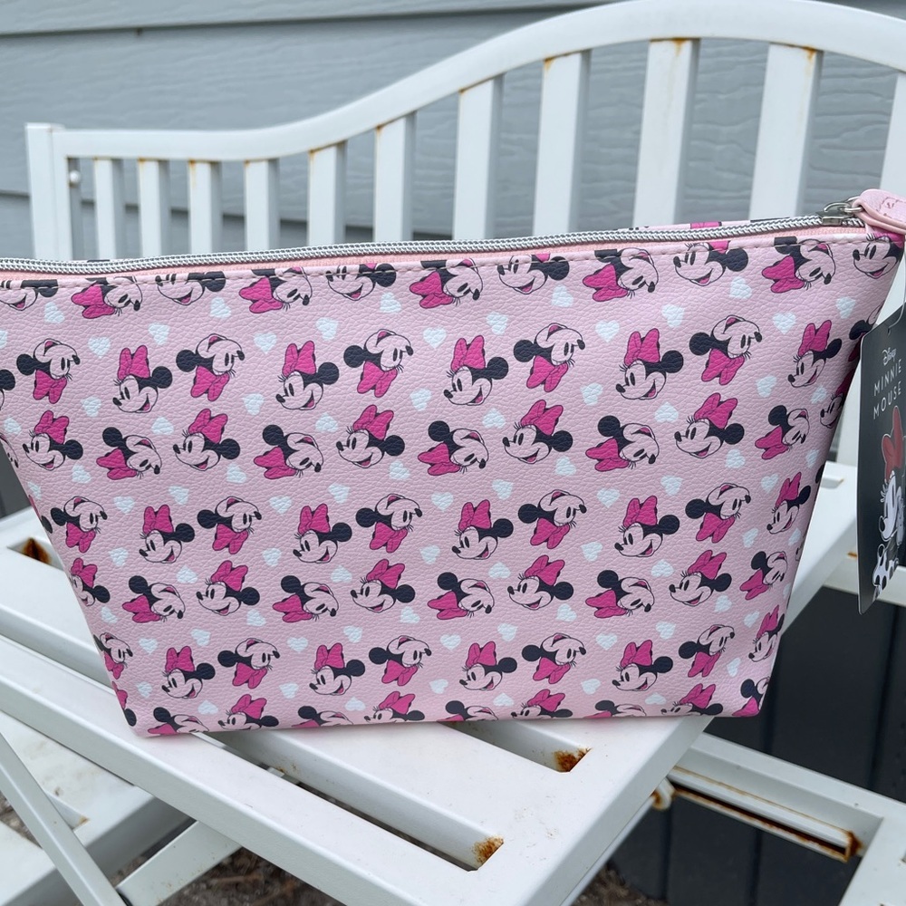 DISNEY Minnie Mouse Makeup Bag - Picture 5 of 11